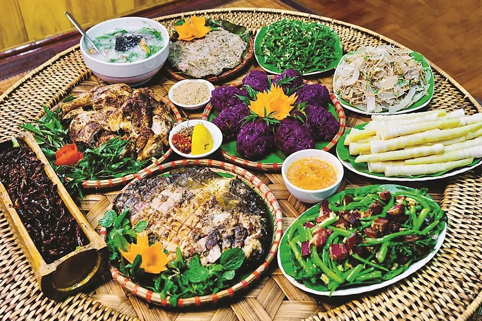 FANSIPAN - CỔNG TRỜI SAPA - ĐÈO Ô QUY HỒ