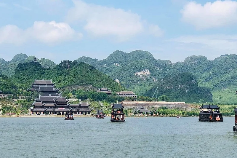 HÀ NỘI – CHÙA TAM CHÚC – NINH BÌNH