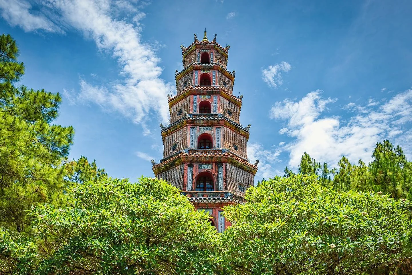 NGÀY 4: ĐẠI NỘI – CHÙA THIÊN MỤ - SB HUẾ