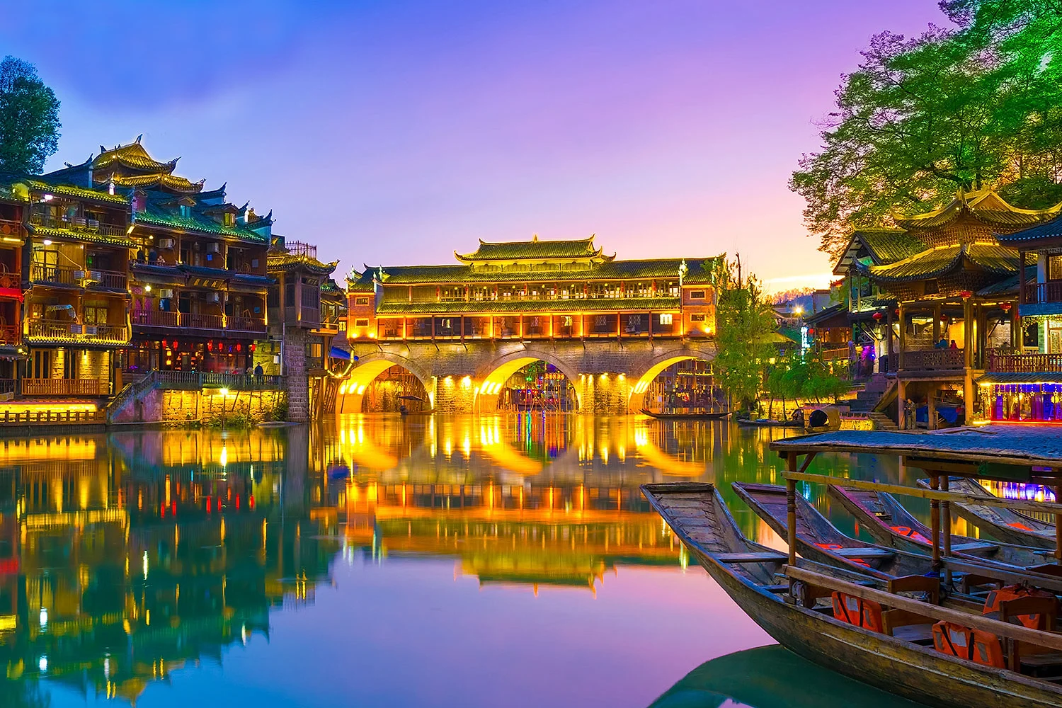 TRƯƠNG GIA GIỚI - PHƯỢNG HOÀNG CỔ TRẤN — ảnh 2
