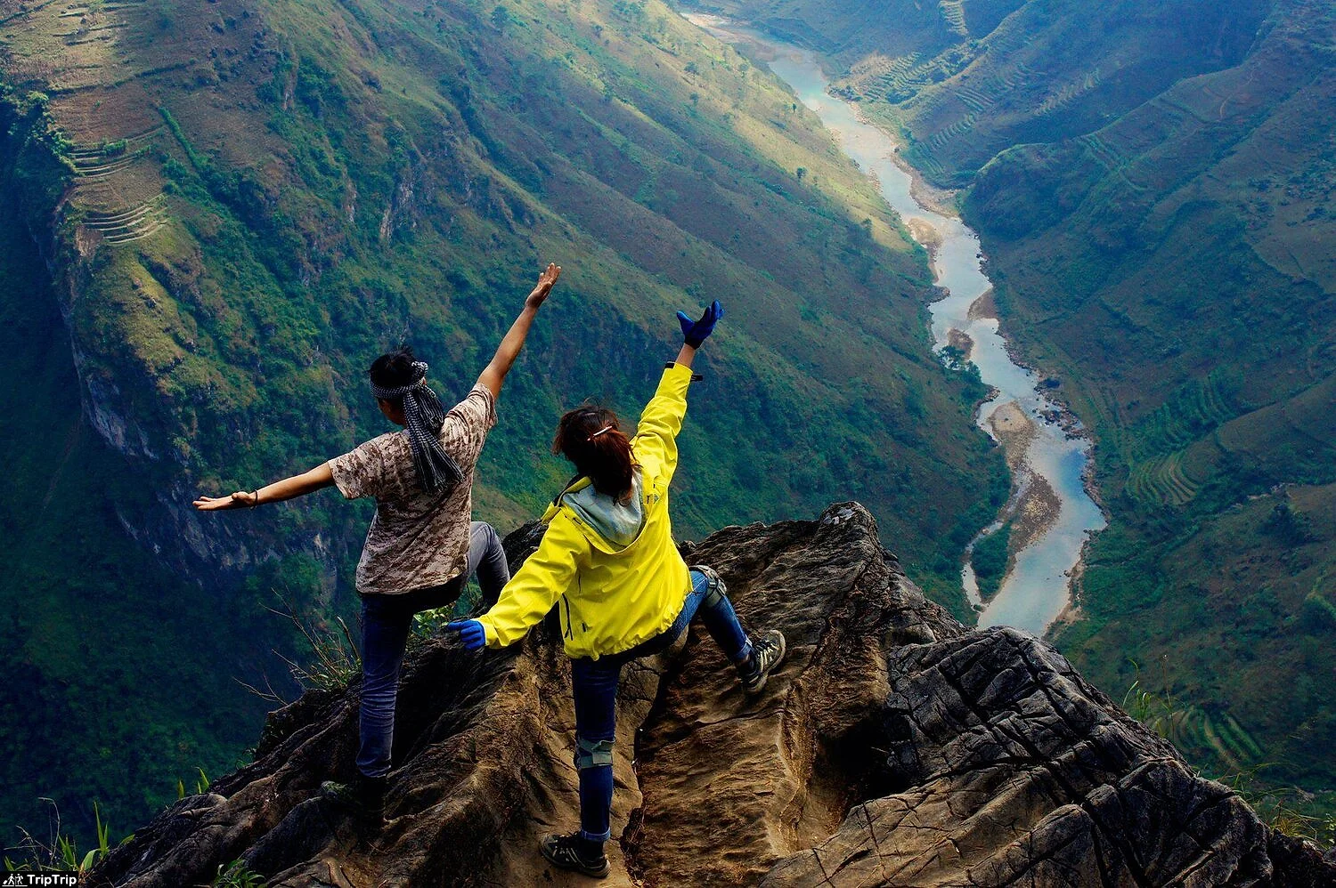 HÀ GIANG - QUẢNG BẠ - ĐỒNG VĂN