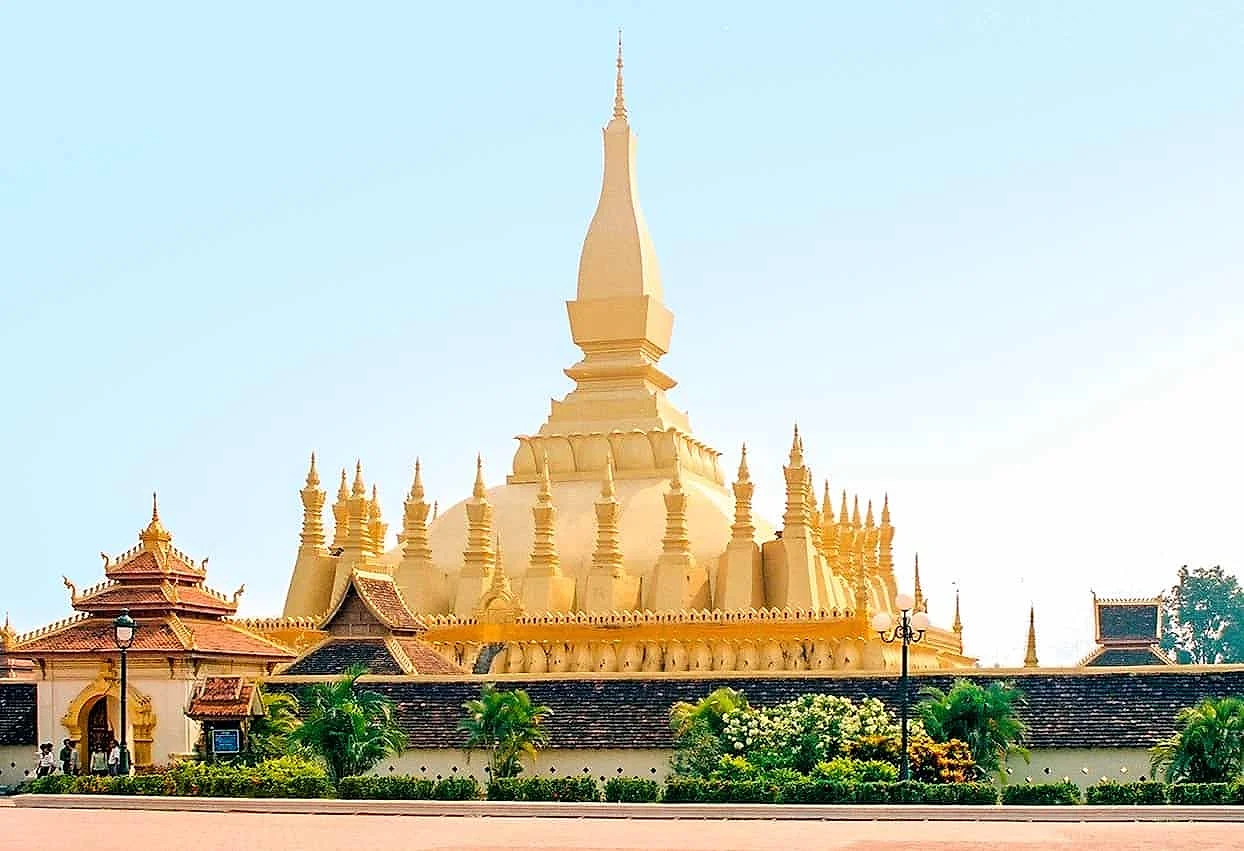 VIÊNG CHĂN - TP. HỒ CHÍ MINH