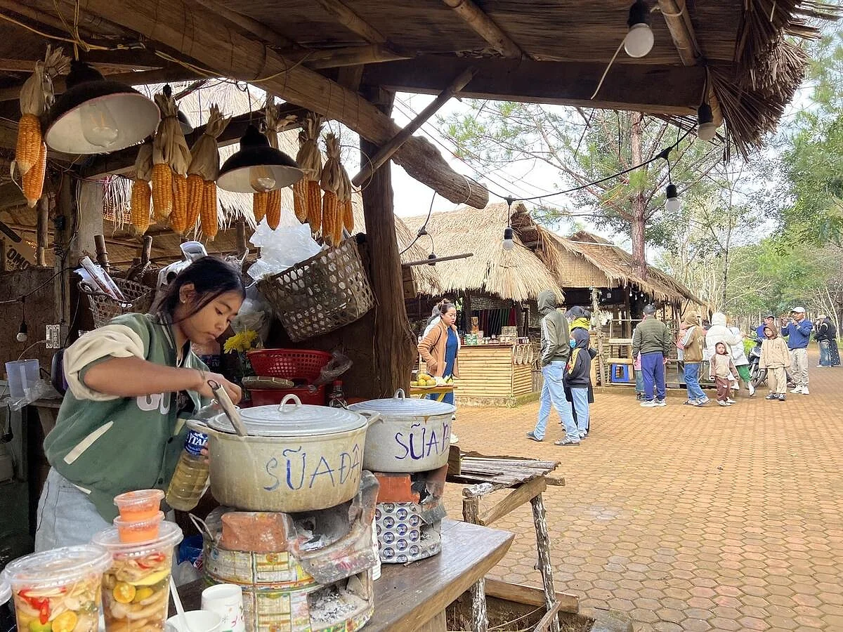MĂNG ĐEN - PLEIKU - BUÔN MA THUỘT — ảnh 4