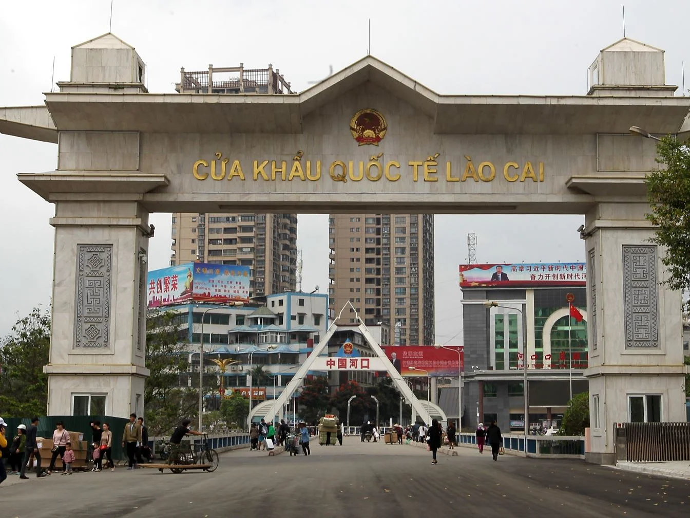 BẢN CÁT CÁT – HÀ KHẨU – SB NỘI BÀI – TP.HCM