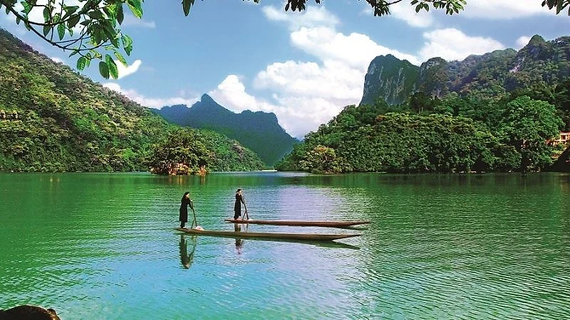 THÁC BẢN GIỐC – ĐỘNG NGƯỜM NGAO – BA BỂ